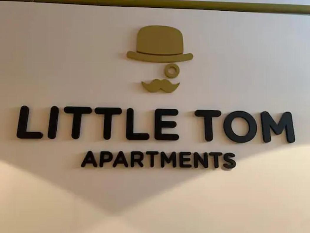 Little Tom Apartments 布拉格 外观 照片