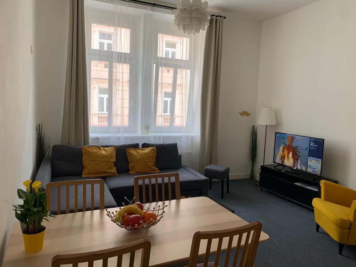Little Tom Apartments 布拉格 外观 照片