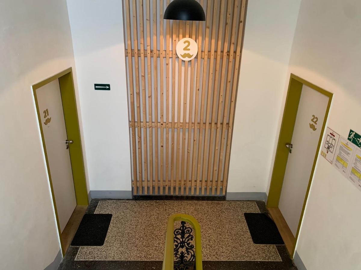 Little Tom Apartments 布拉格 外观 照片