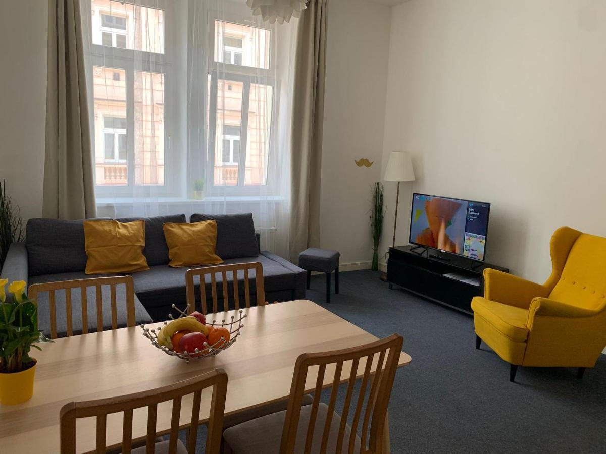 Little Tom Apartments 布拉格 外观 照片